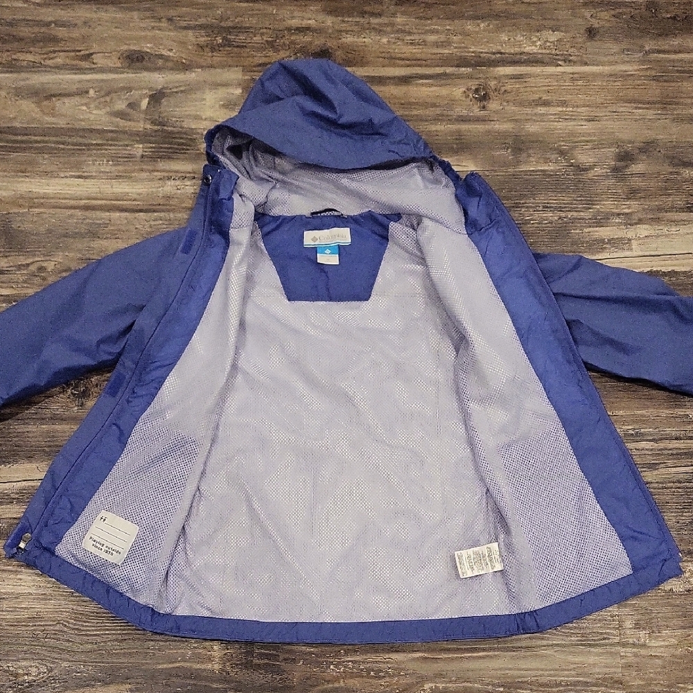 Columbia Rain Jacket - Picture 5 of 5